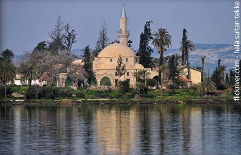 مباني العبادة في أوروبا بين المساجد والكنائس - تكيّة خالة سلطان