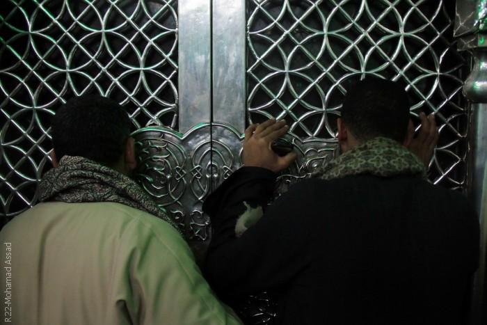 المصريون يحتفلون في ذكرى مولد الحسين - الباب 