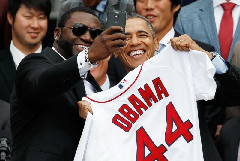 صور السيلفي في عالم السياسة - السيلفي في عالم السياسيين - سيلفي أوباما 2