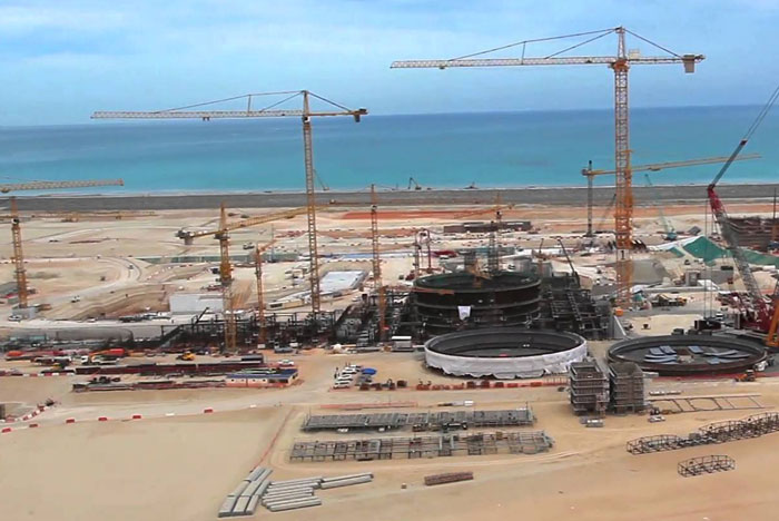 مشاريع اقتصادية ضخمة قيد الإنجاز في العالم العربي - محطة براكة للطاقة النووية