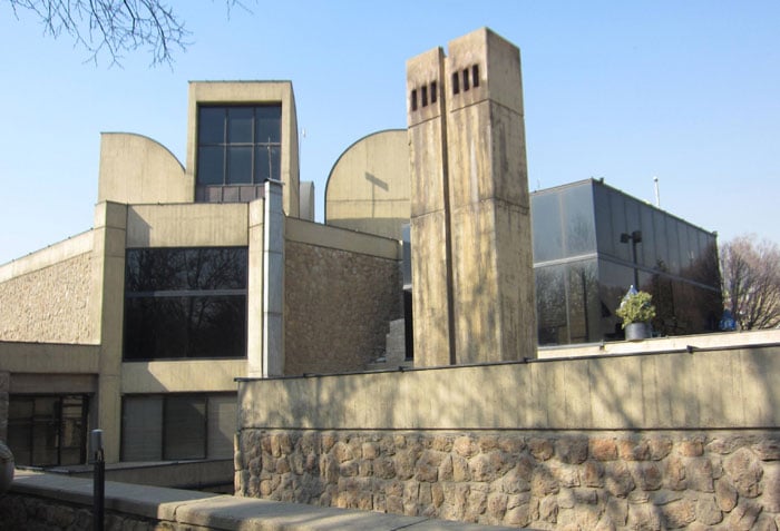 متحف طهران للفنون المعاصرة - البناء