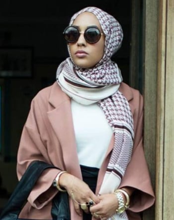 الموضة والحجاب - ماريا إدريسي