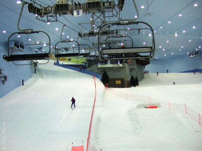 Dybai-MAll-ski-slopes_Tony_flicker